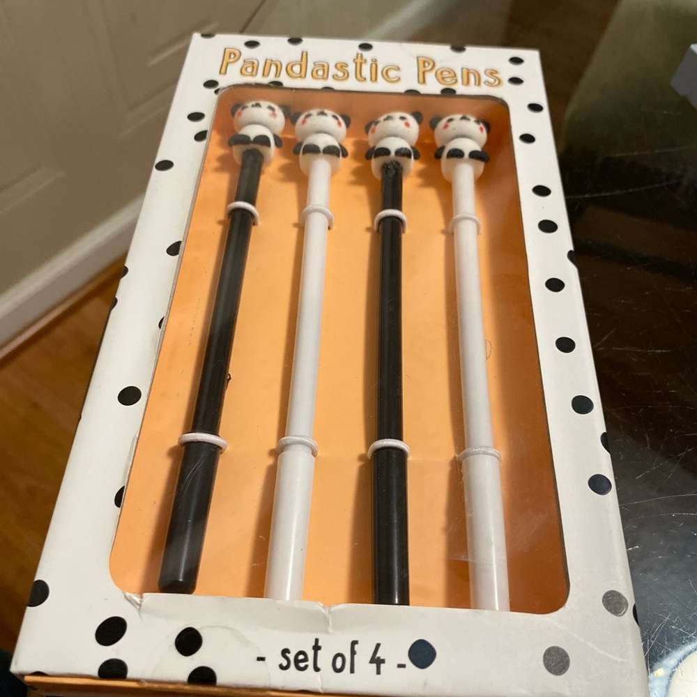 Eccolo Pandastic  Set Of 4 Pens